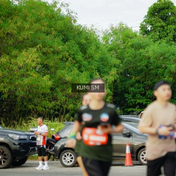 Runner Photo 3886760
