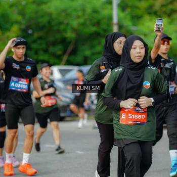 Runner Photo 3886779