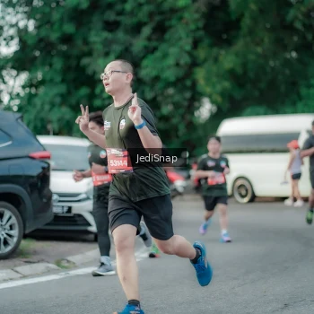 Runner Photo 3886816