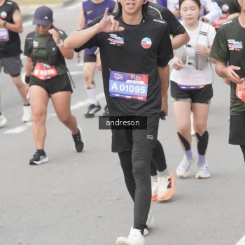Runner Photo 3886828