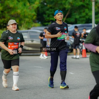 Runner Photo 3886830
