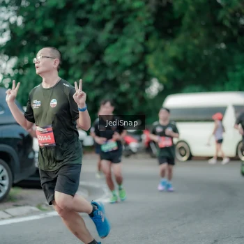 Runner Photo 3886836