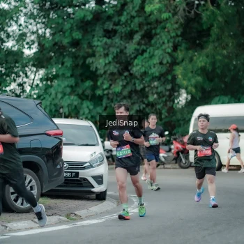 Runner Photo 3886854