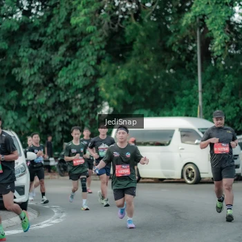 Runner Photo 3886888
