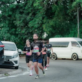 Runner Photo 3886930