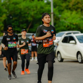 Runner Photo 3886984