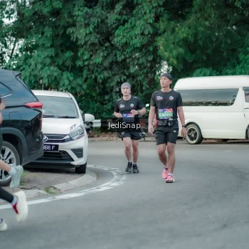 Runner Photo 3886994