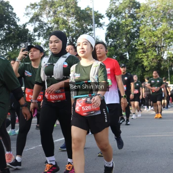 Runner Photo 3887009