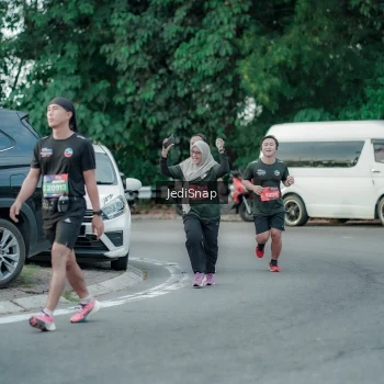Runner Photo 3887038
