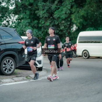 Runner Photo 3887052
