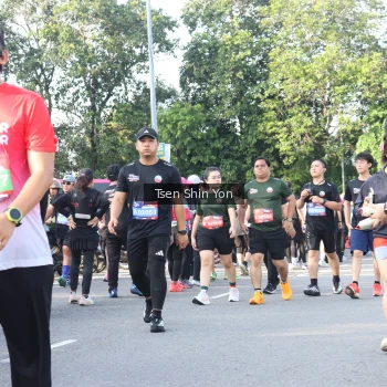 Runner Photo 3887071