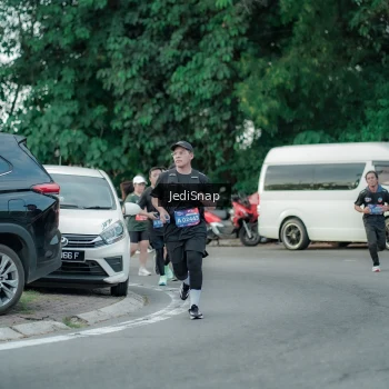 Runner Photo 3887127