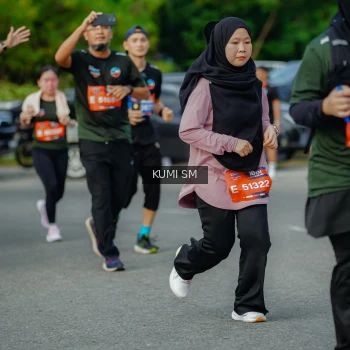 Runner Photo 3887128