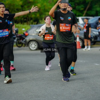 Runner Photo 3887132