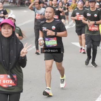 Runner Photo 3887153