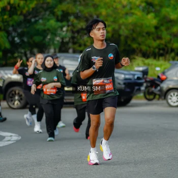 Runner Photo 3887160