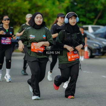 Runner Photo 3887165