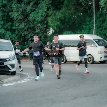 Runner Photo 3887170