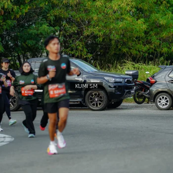 Runner Photo 3887172