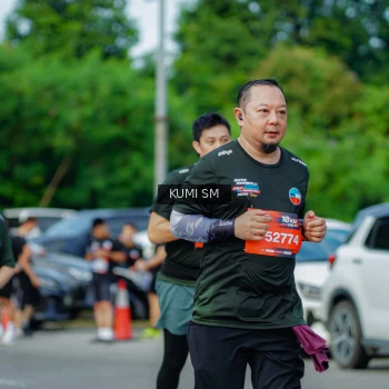 Runner Photo 3887192