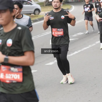 Runner Photo 3887203