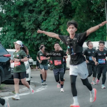 Runner Photo 3887245
