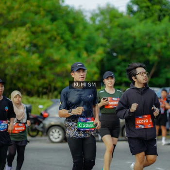 Runner Photo 3887246