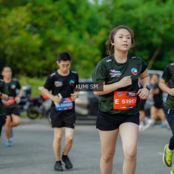 Runner Photo 3887256