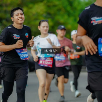 Runner Photo 3887277