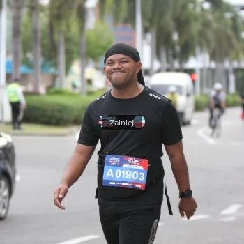 Runner Photo 3887281
