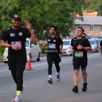 Runner Photo 3887298