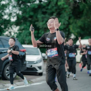 Runner Photo 3887300