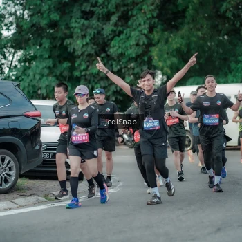 Runner Photo 3887308