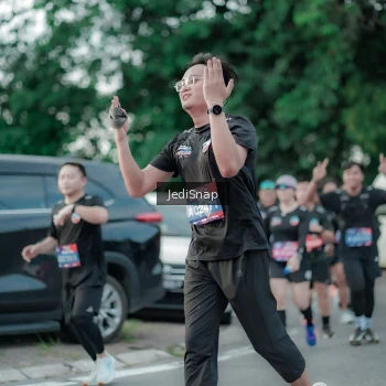 Runner Photo 3887309