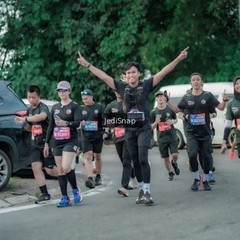 Runner Photo 3887313