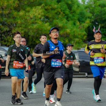 Runner Photo 3887323