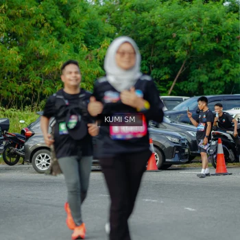 Runner Photo 3887337