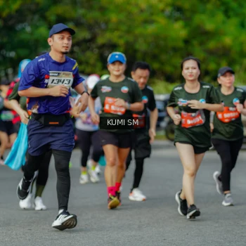 Runner Photo 3887344