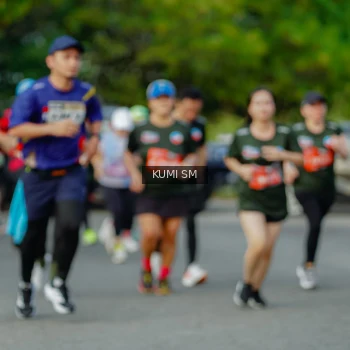 Runner Photo 3887345