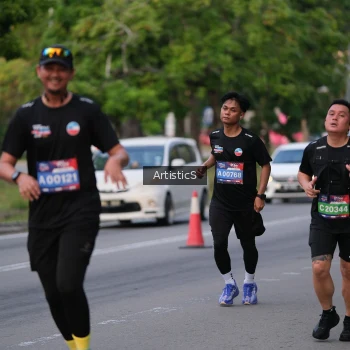 Runner Photo 3887349