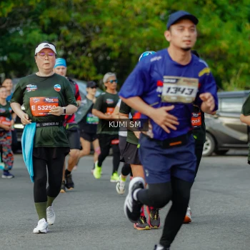 Runner Photo 3887352