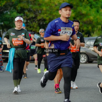 Runner Photo 3887353