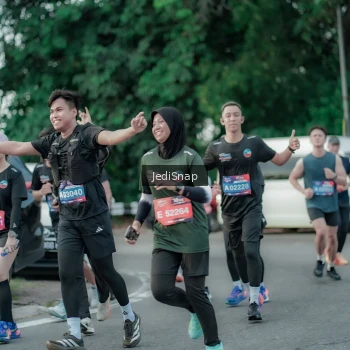 Runner Photo 3887363
