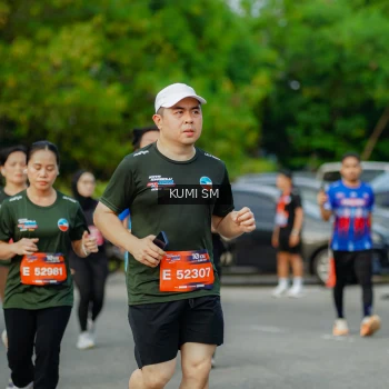 Runner Photo 3887399