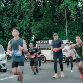 Runner Photo 3887426