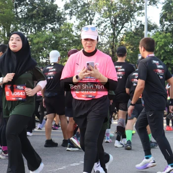 Runner Photo 3887438