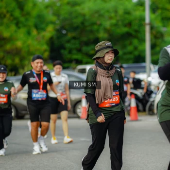 Runner Photo 3887444