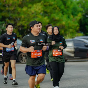 Runner Photo 3887458