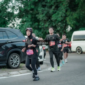 Runner Photo 3887477