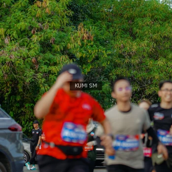 Runner Photo 3887497